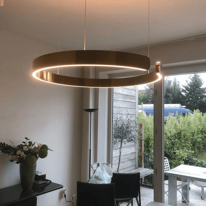 Moderne LED-Ring-Hängeleuchte