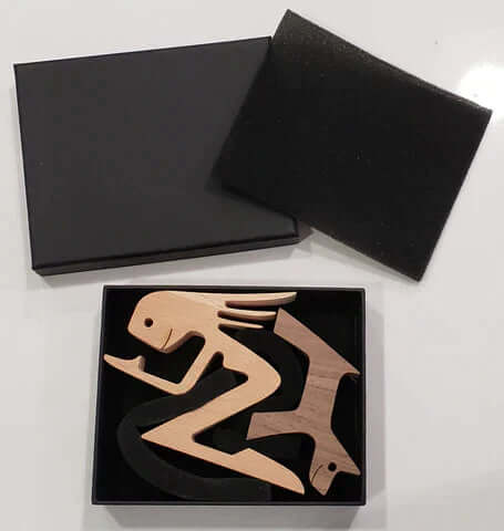 Handgeschnitzte Hundefigur Holzskulptur