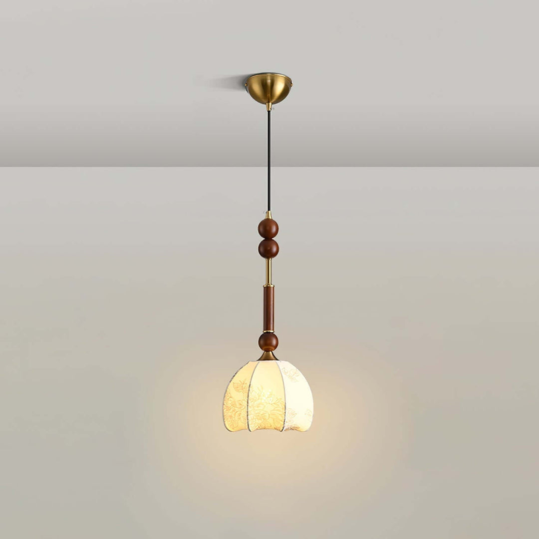 Elegante Pendelleuchte mit Glaslampenschirm