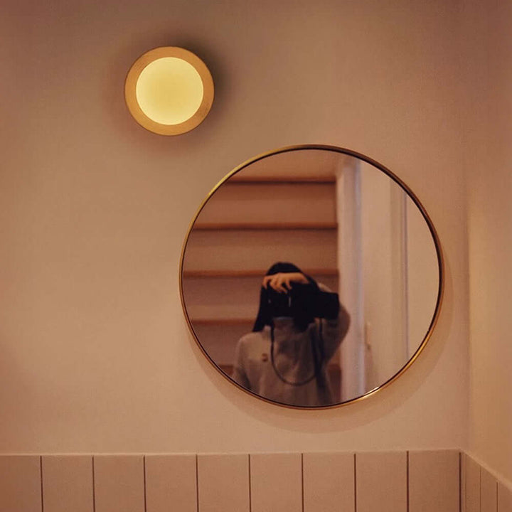 Minimalistische Wandleuchte Weiß Naturholz