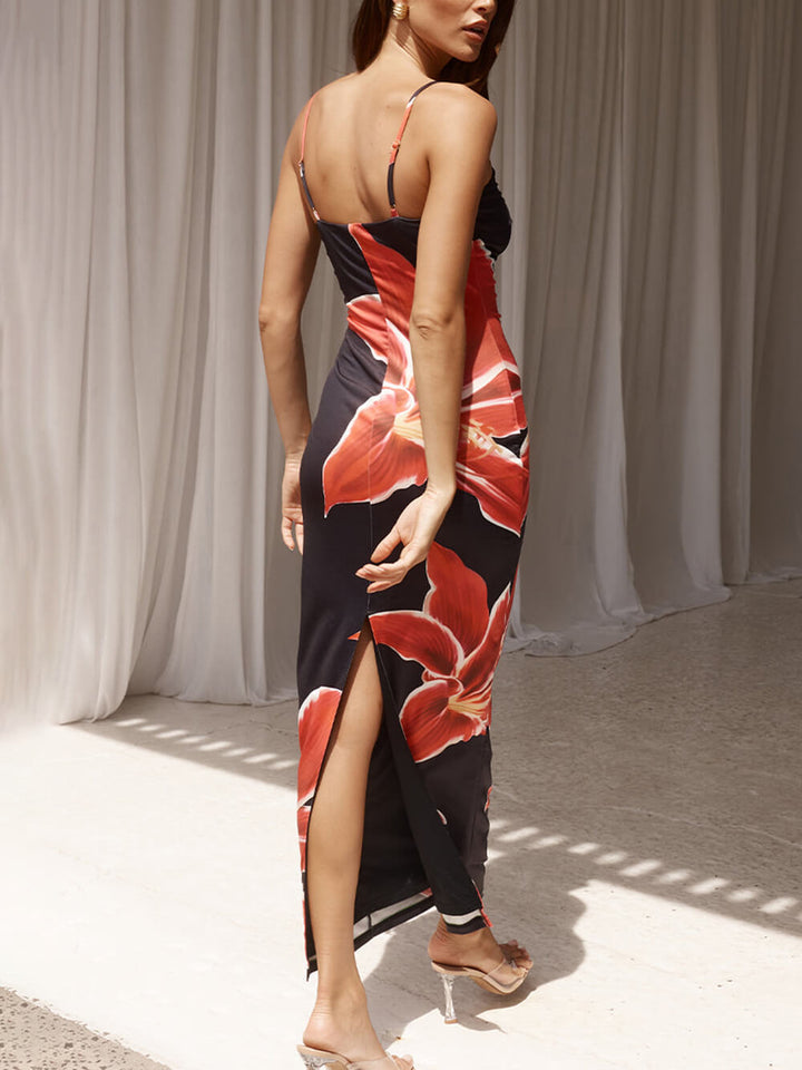 Vibrant floral maxi dress for women in a chic boho style, perfect as a casual summer or spring dress.