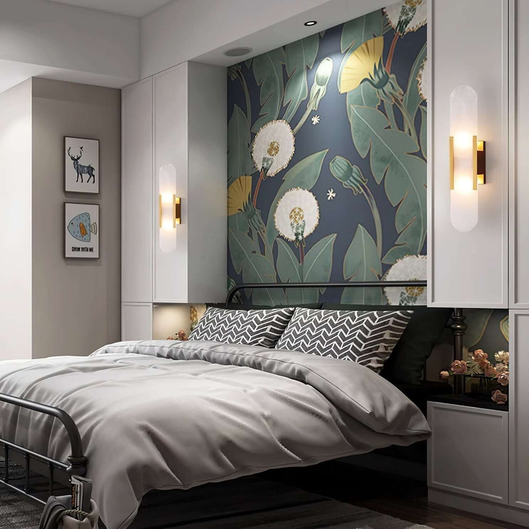 Langgestreckte Alabaster-Wandleuchte