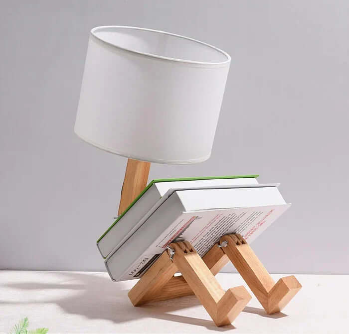 Hölzerne Tischlampe mit Bücherhalter - Flexibel & Modern