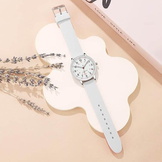 Wasserdichte Analoguhr für Pflegekräfte