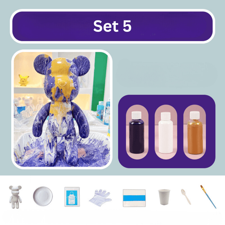 Handbemalter Deko-Bär - Farbenfrohe Wohnraumgestaltung