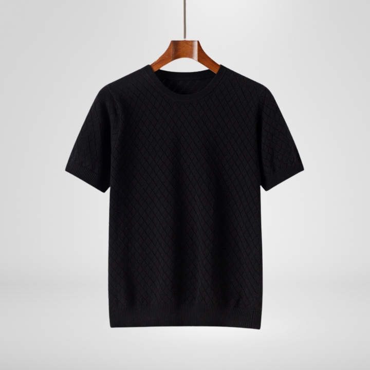 Stylish men's crewneck sweater with a distinctive diamond texture, offering a modern look for everyday comfort.