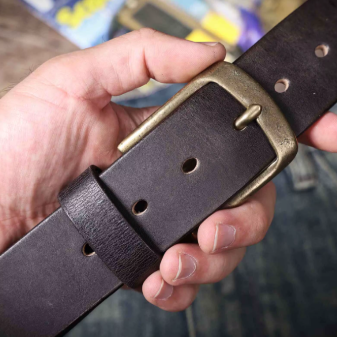 Versatile men's full grain brown leather belt, a durable and classic everyday accessory.