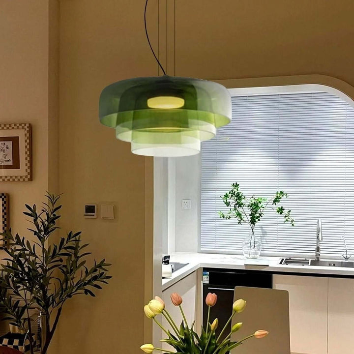 Elegante Glas-Pendelleuchte mit LED