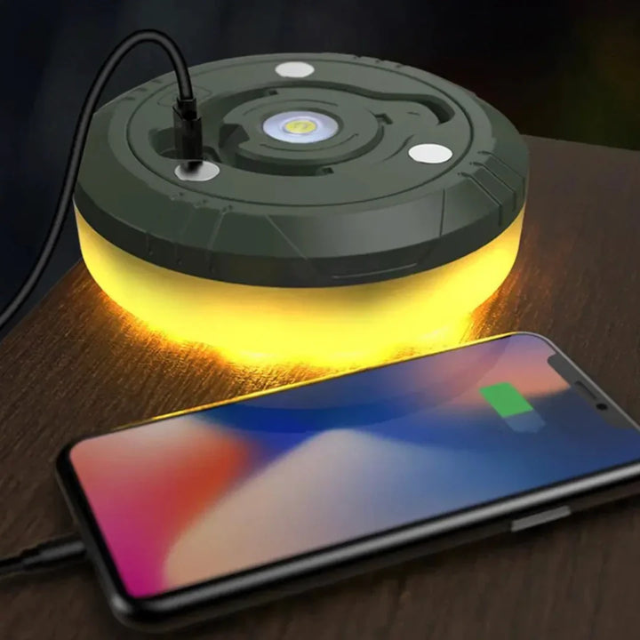 "4-in-1 Camplight, wasserdicht, multifunktional, schwarz-gold, ideal für Camping, Nachtbeleuchtung, Powerbank integriert"