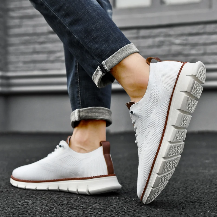 Breathable mesh men's UrbanFlex casual sneakers with memory foam for superior comfort.