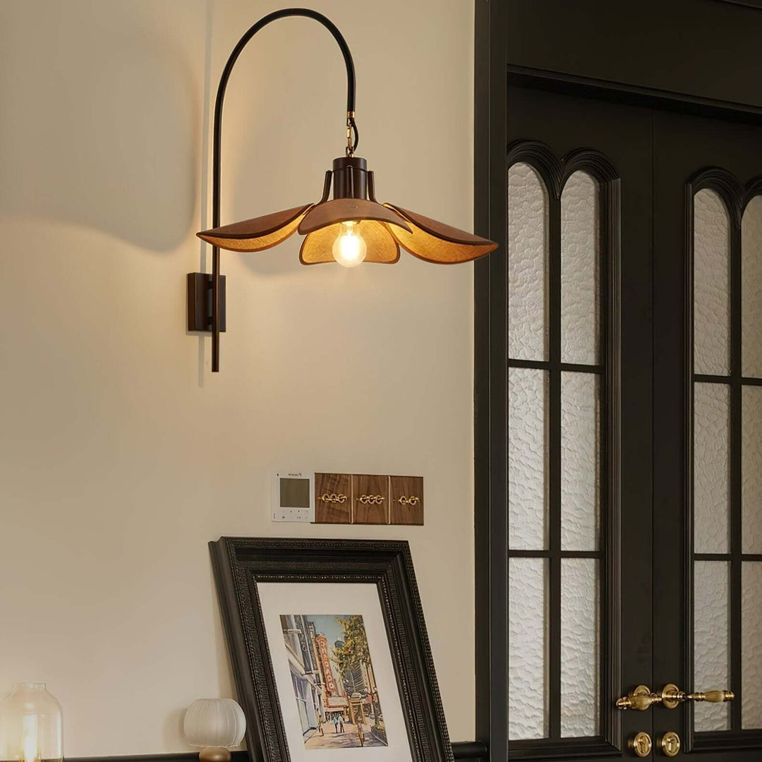 Blütenblätter Wandleuchte modern Stoff Designleuchte