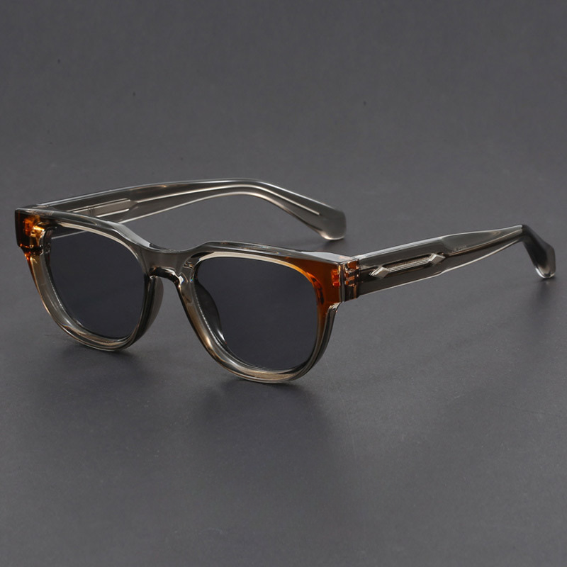 Fashionable polarized square sunglasses with UV400 for men and women.