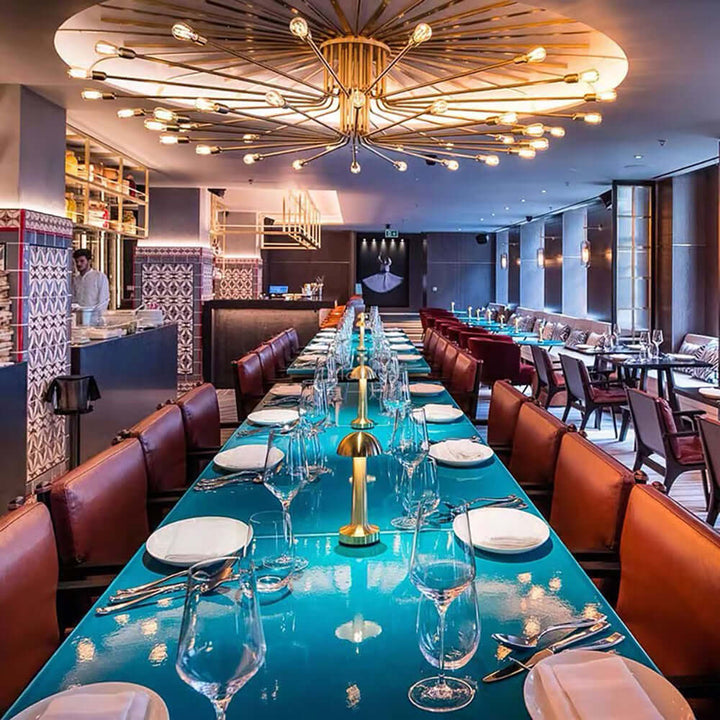 Dimmbare LED Tischleuchte Modern Design