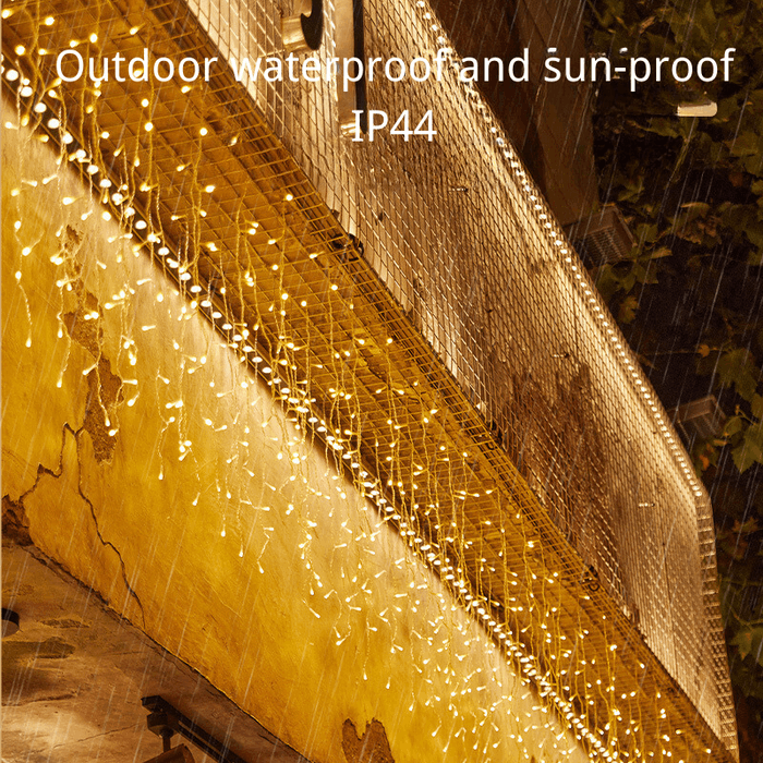 "50m Weihnachtsvorhang Lichterkette IP44, warmweiße LED-Leuchten, wasserfest für Garten oder Terrasse, Wasserfall-Effekt"