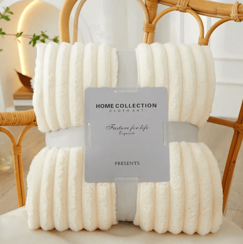 Kuschelige Breitgestreifte Fleece-Decke