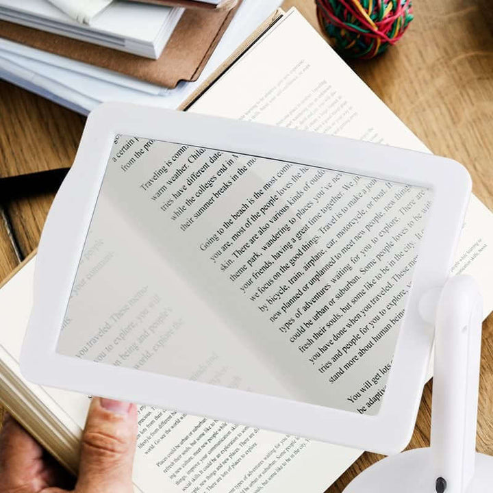 LED Schreibtischlupe mit 3-facher Vergrößerung