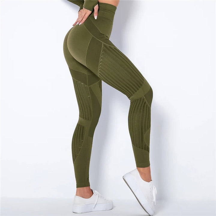 Seamless high-waist sculpting leggings for women, offering stretchy comfort in activewear, gym, and yoga.