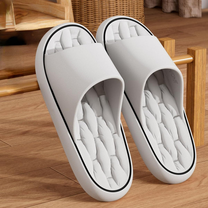 Cloudslipper - Bequeme und Rutschfeste Hausschuhe