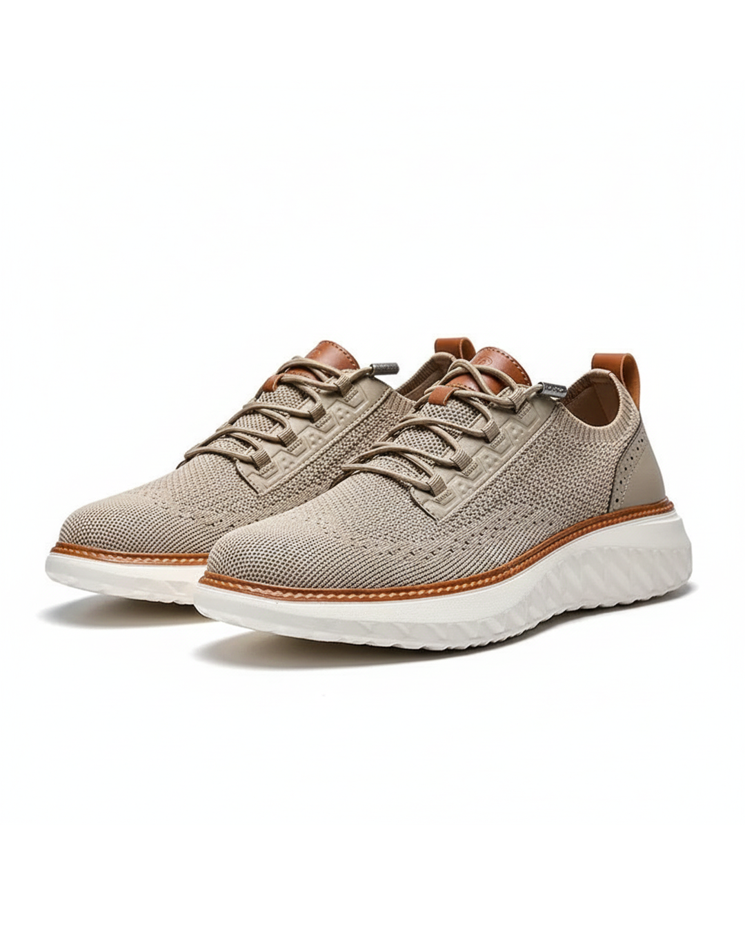 Men's Kingsley knit sneakers: breathable, comfortable, with stylish leather accents for casual wear.