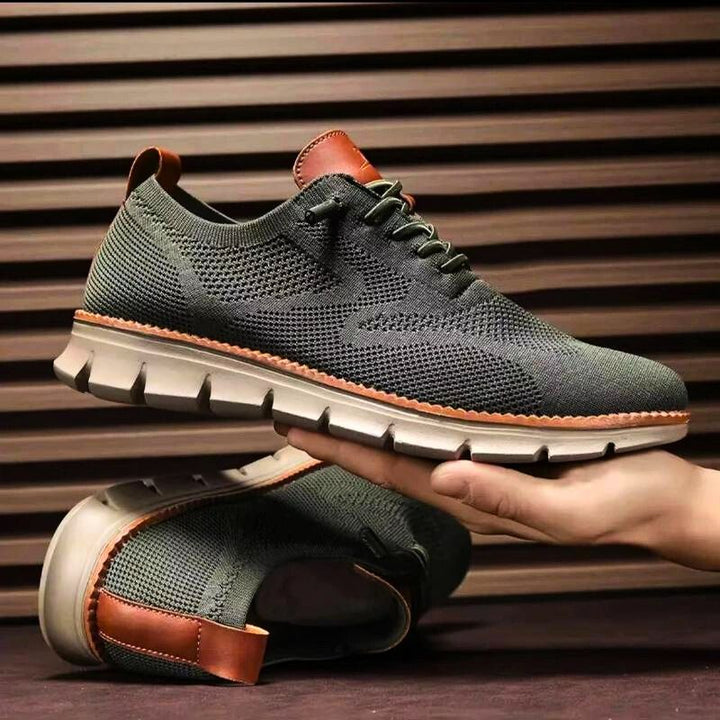 Men's lightweight business casual Darin sneakers for all-day comfort. Durable slip-on casual footwear.