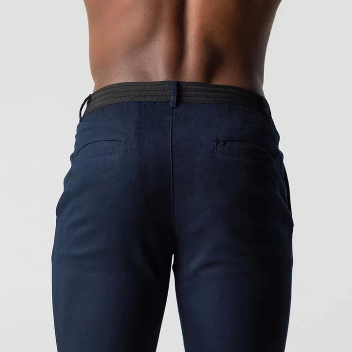 Everyday style men's stretch chinos, offering a modern tailored fit & all-day comfort. Work & casual.