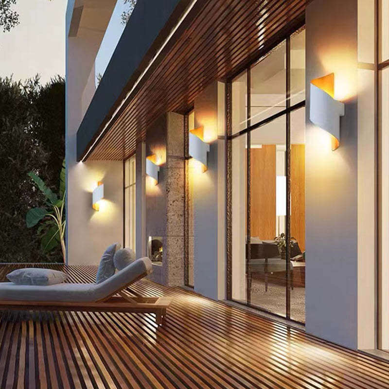 Moderne Spiral-LED-Wandleuchte