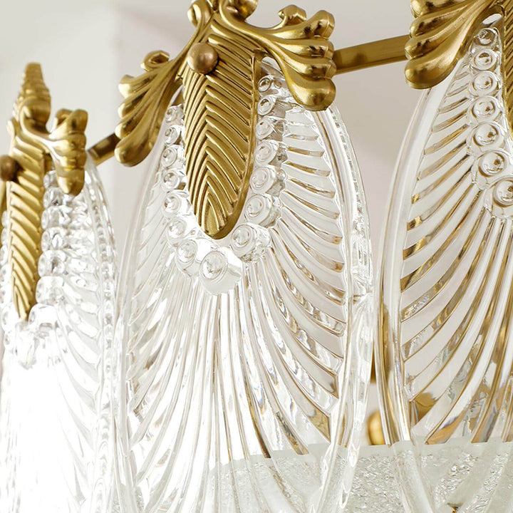 Runder Glaskronleuchter mit dekorativem Muster