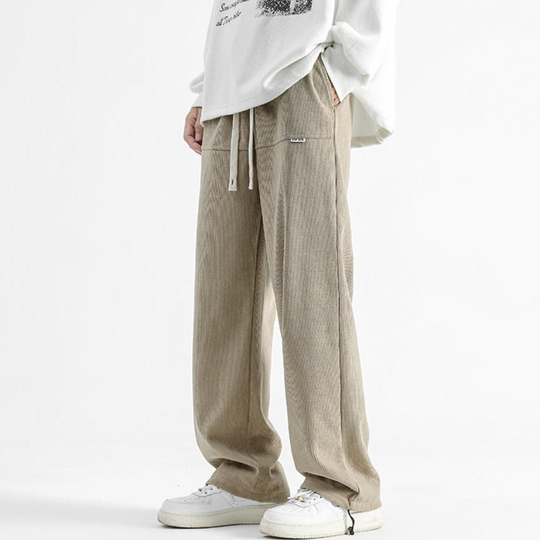 Men's ultimate comfort pants: Malibu Relaxed Fit, casual style with drawstring closure.