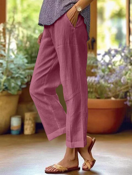 Modern women's tapered cropped pants, comfortable & stylish for daily fashion and summer wear.