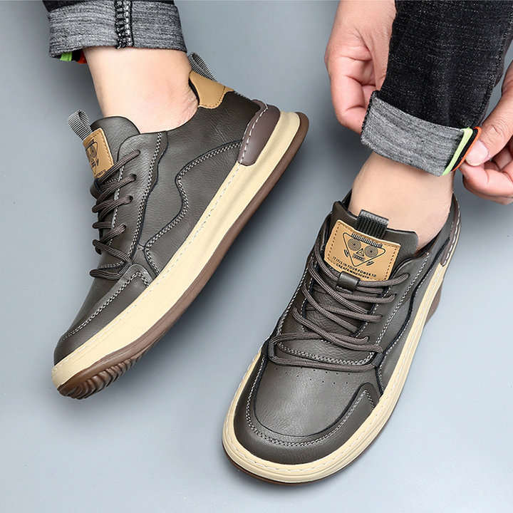 High-quality men's premium sneakers, ensuring comfort and stylish casual wear.