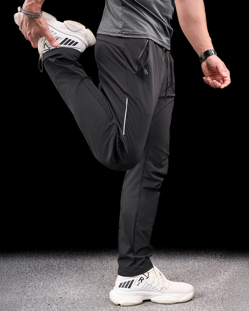 Quick-dry men's adventure pants, featuring stretch fabric for optimal performance outdoors.
