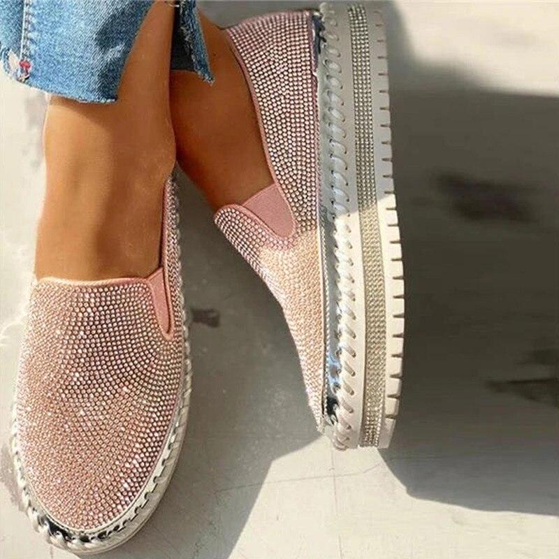 Glitzernde Damen-Schuhe mit Plateausohle