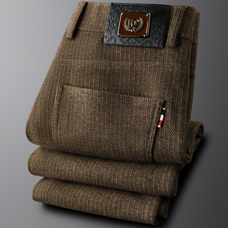 Casual men's heritage tailored pants, comfortable yet stylish for everyday fashion.
