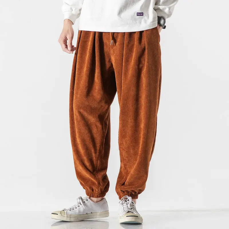 Men's Ridge comfort fit trousers, relaxed wide leg, perfect for casual streetwear & everyday fashion.
