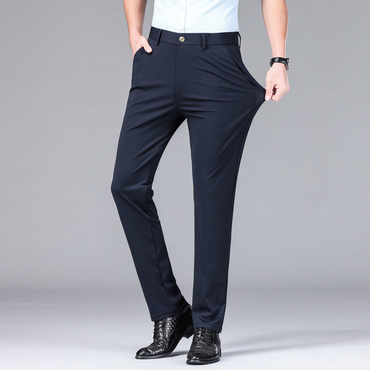 Versatile men's slim fit casual trousers, perfect for everyday wear and activity.