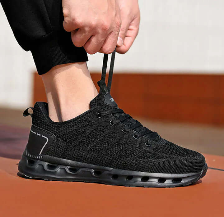 Breite Zehenbox & Federnde Sohle