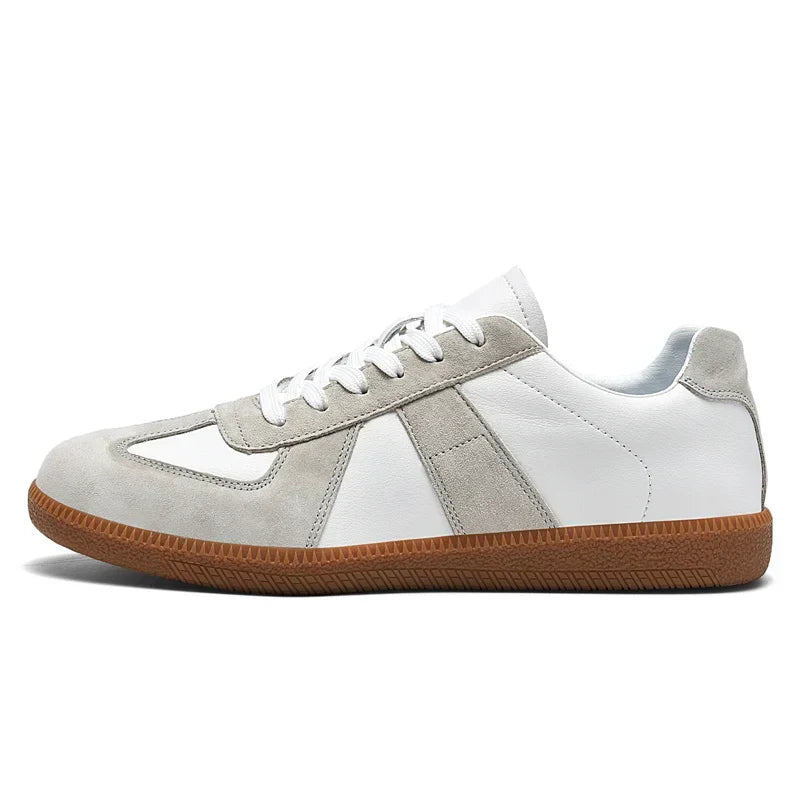 Unisex classic retro comfort sneakers with non-slip sole and cushioned support, perfect for everyday walking.