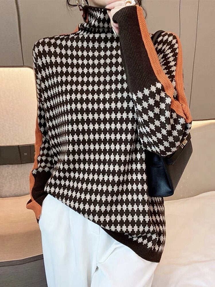 Elegant women's turtleneck sweater, a chic knit pullover. Cozy and stylish essential for autumn and winter fashion.
