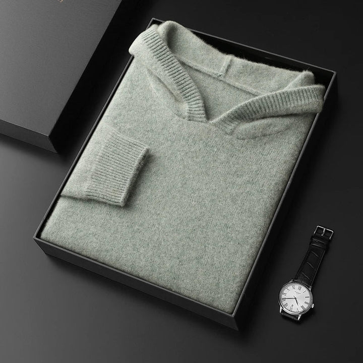 Men's comfortable pullover hoodie for activewear and casual everyday comfort. Soft fabric.
