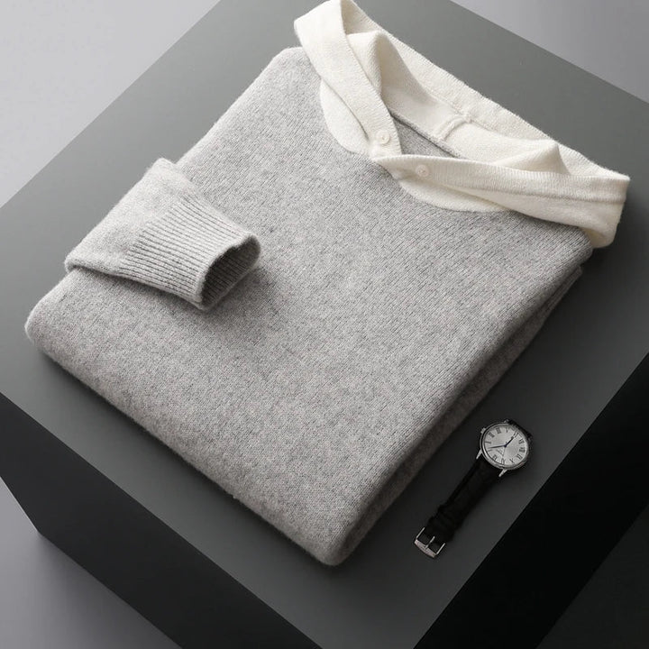 Everyday essential men's comfort fit pullover hoodie. Stylish and casual long sleeve top for versatile men's fashion.