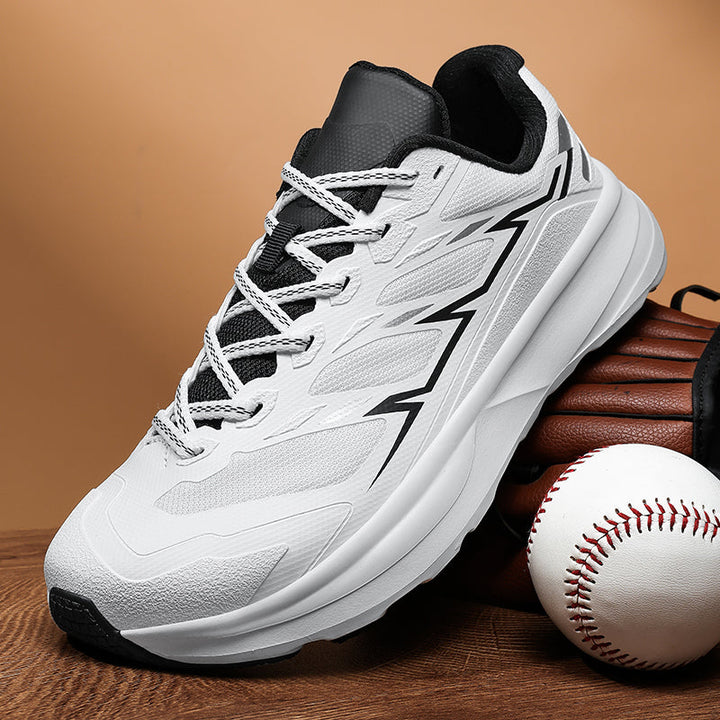 Trailmark performance running sneakers for men, displaying durable, high-traction sole for trails.