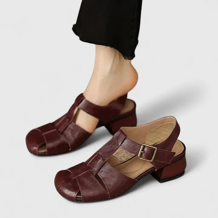 Chic women's strappy sandals, featuring a trendy square toe and stable block heel. Ideal for evening wear.
