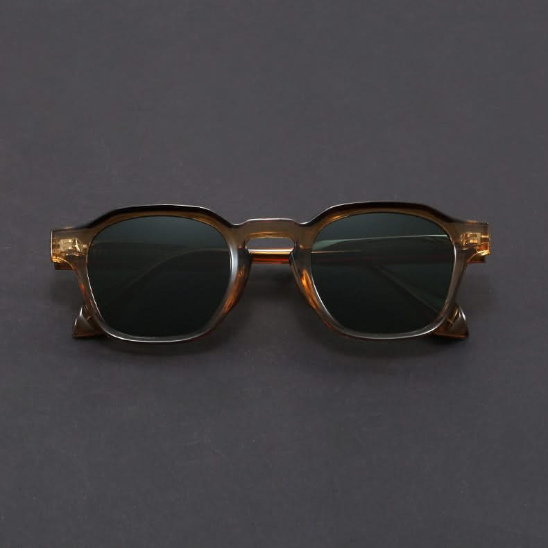 Durable polycarbonate Unisex Retro Square Sunglasses; anti-glare, UV protection for eyes.