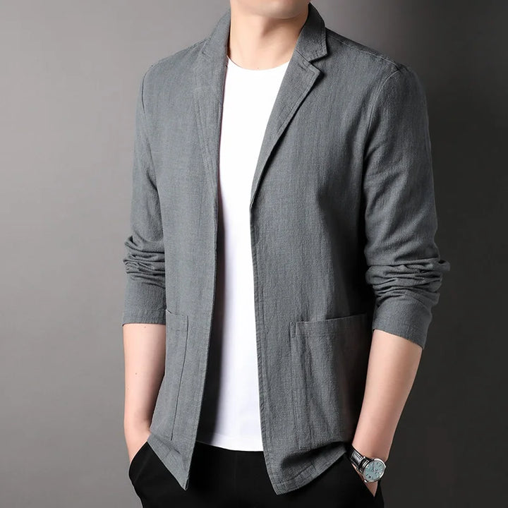 Men's lightweight relaxed fit summer blazer in a versatile style, perfect for smart casual or business casual outfits.