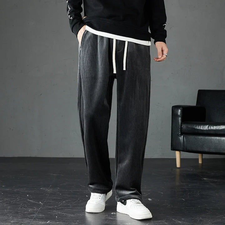 Versatile men's casual corduroy pants, soft and comfortable, perfect for loungewear or everyday fashion.