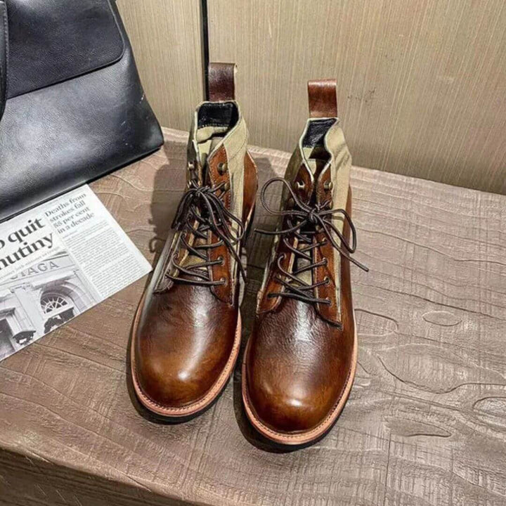 Stylische Retro-Stiefeletten