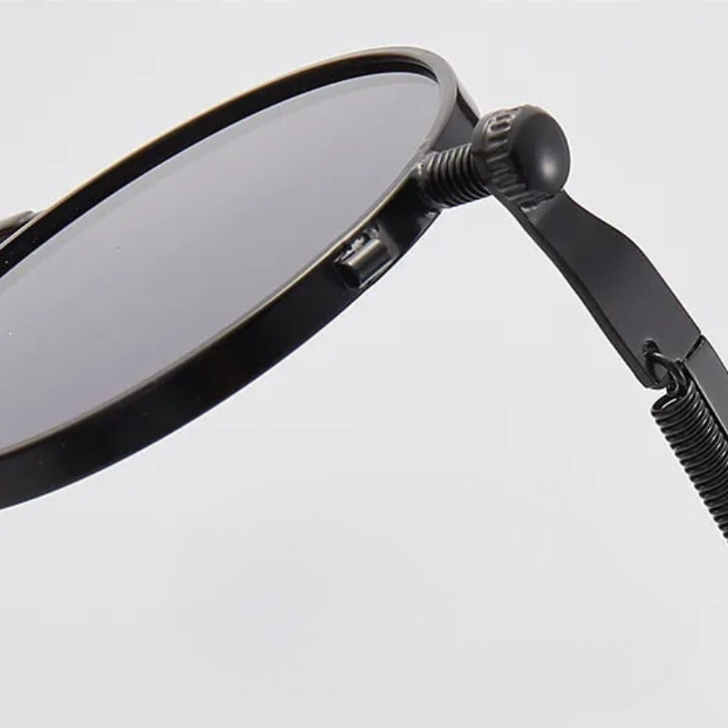 Unisex round vintage sunglasses for fashion-forward individuals, UV protection eyewear.