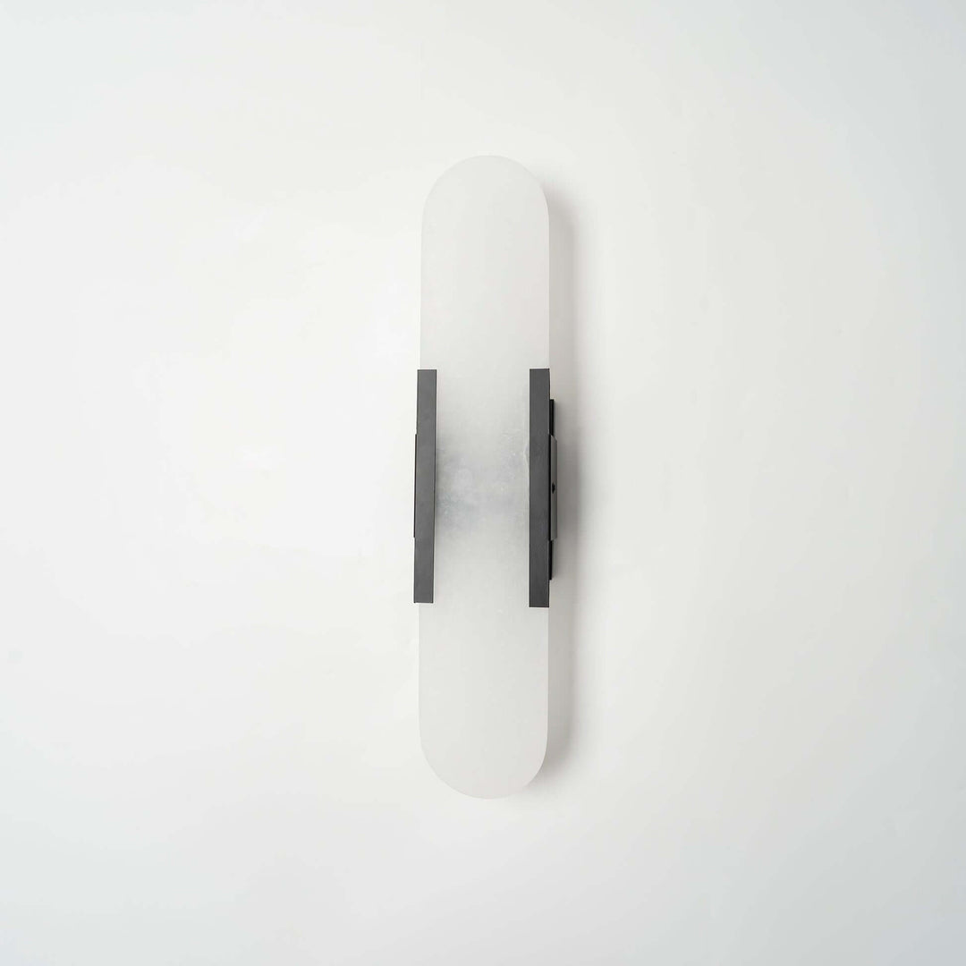 Langgestreckte Alabaster-Wandleuchte