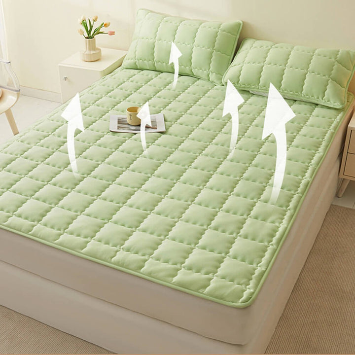 All-Seasons Breathable Quilted Non-Slip Mattress Topper, queen size, for enhanced comfort and sleep