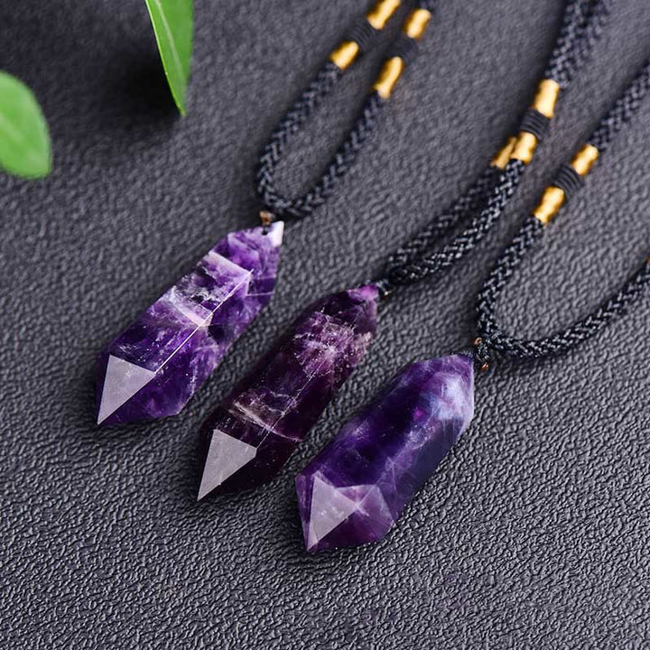 "Amethyst Kristall Halskette Hexagon-Design, violette Töne, spirituell, elegant, Heilende Energie, Balance und Ruhe"
